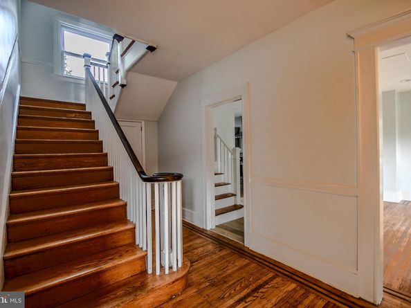 15 E Albemarle Avenue, Lansdowne PA 19050