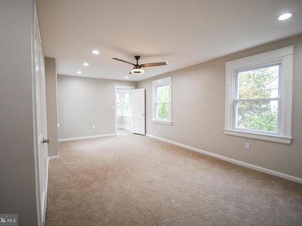 15 E Albemarle Avenue, Lansdowne PA 19050