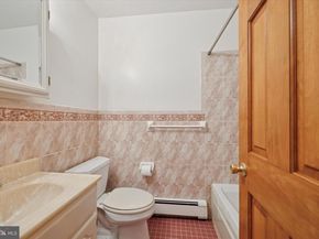 354 S Swarthmore Avenue B3, Swarthmore PA 19081