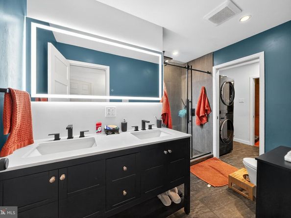 905 Daly Street, Philadelphia PA 19148