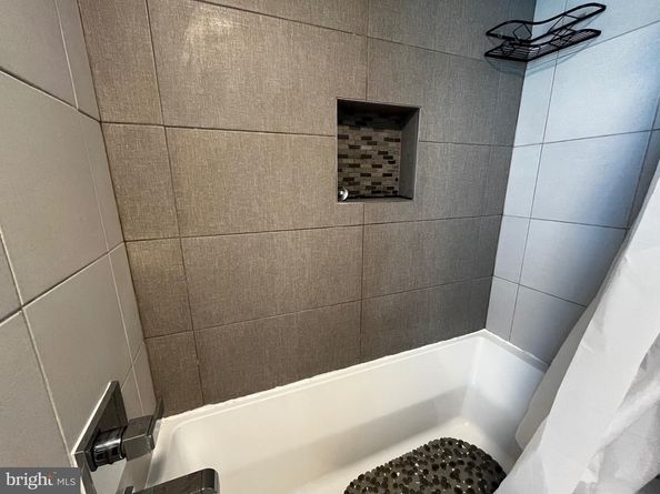 2423 W Seybert Street, Philadelphia PA 19121