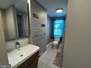 2423 W Seybert Street, Philadelphia PA 19121