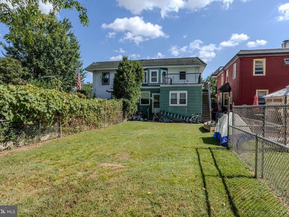 9 Harrison Avenue, Clifton Heights PA 19018