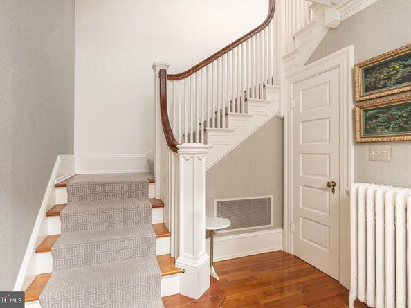 2131 Bancroft Place NW, Washington DC 20008