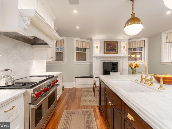 2131 Bancroft Place NW, Washington DC 20008