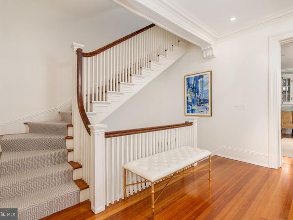 2131 Bancroft Place NW, Washington DC 20008