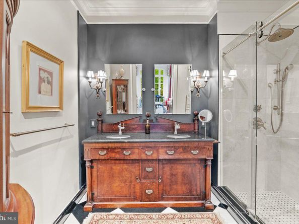 2815 Q Street NW, Washington DC 20007