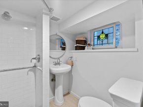 2815 Q Street NW, Washington DC 20007