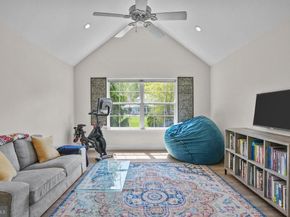 503 Ridgerun Lane, Philadelphia PA 19111