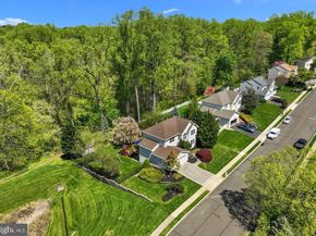 503 Ridgerun Lane, Philadelphia PA 19111