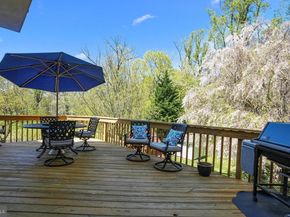 503 Ridgerun Lane, Philadelphia PA 19111