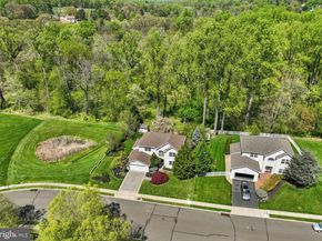 503 Ridgerun Lane, Philadelphia PA 19111