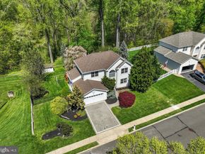 503 Ridgerun Lane, Philadelphia PA 19111