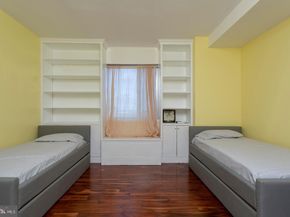 901 N Penn Street R1107, Philadelphia PA 19123
