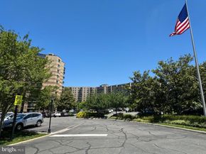 8340 Greensboro Drive 906, Mclean VA 22102