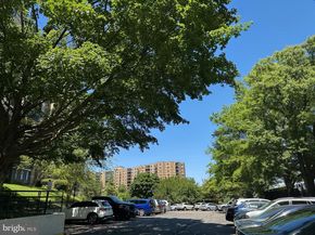 8340 Greensboro Drive 906, Mclean VA 22102