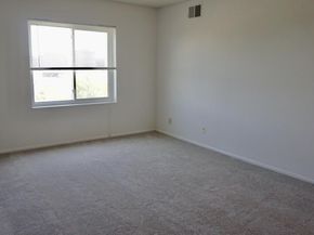 8340 Greensboro Drive 906, Mclean VA 22102