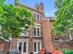 1118 N Pitt Street N, Alexandria VA 22314