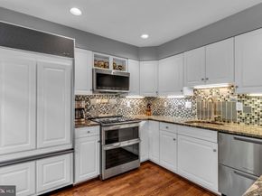 1118 N Pitt Street N, Alexandria VA 22314