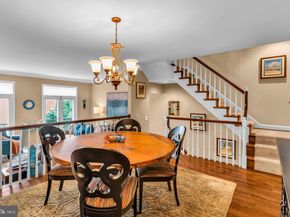 1118 N Pitt Street N, Alexandria VA 22314