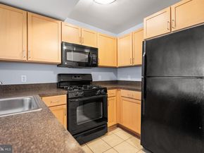 800 4TH Street SW N307, Washington DC 20024