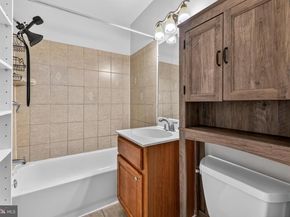 3334 Spring Lane B30, Falls Church VA 22041