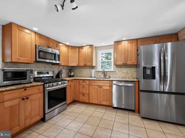 599 N Bishop Avenue, Springfield PA 19064