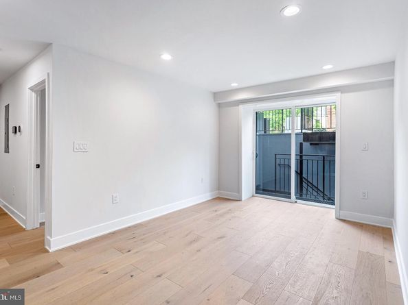845 19TH Street NE 4, Washington DC 20002