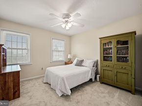 6 Goldenrod Court, Newtown PA 18940