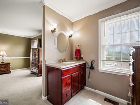 6 Goldenrod Court, Newtown PA 18940