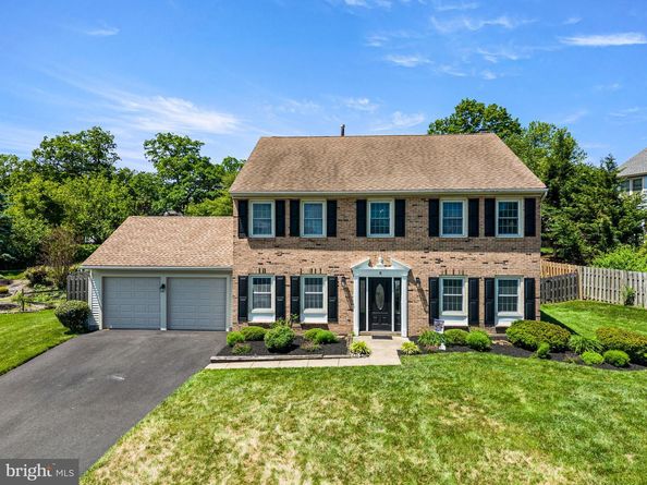 6 Goldenrod Court, Newtown PA 18940