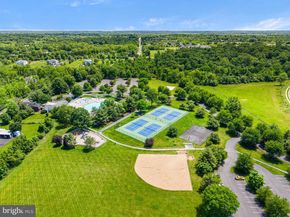 6 Goldenrod Court, Newtown PA 18940