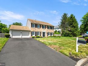 6 Goldenrod Court, Newtown PA 18940