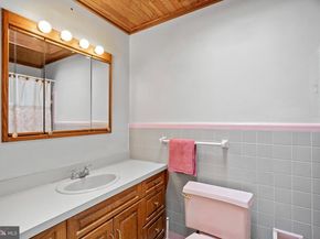 9223 Crispin Street, Philadelphia PA 19114