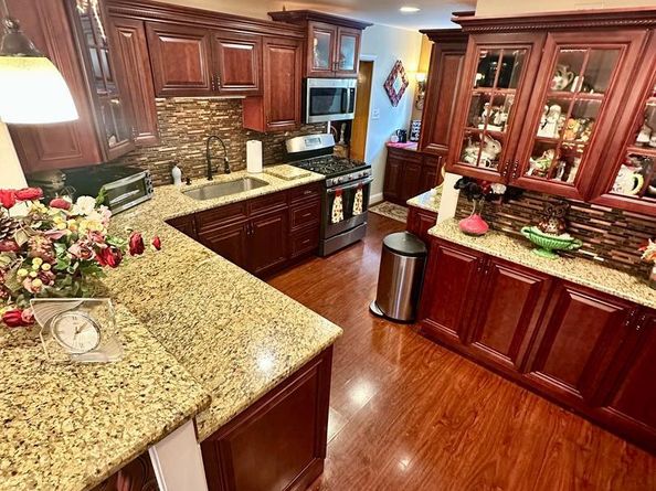 293 Friendship Road, Drexel Hill PA 19026