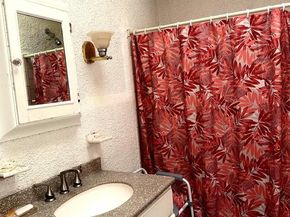 4957 N 9TH Street, Philadelphia PA 19141