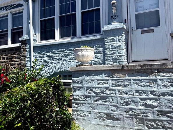 4957 N 9TH Street, Philadelphia PA 19141