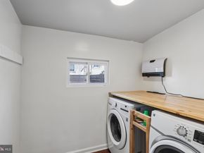 5217 Greenway Avenue, Philadelphia PA 19143