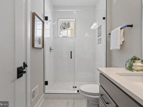 1103 Desale Street SW, Vienna VA 22180