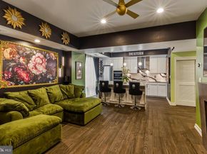 122 New Street 4D, Philadelphia PA 19106