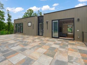 7404 Sportsman Drive, Falls Church VA 22043