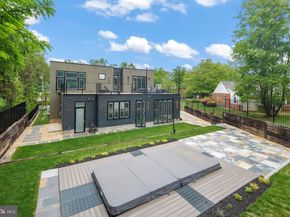 7404 Sportsman Drive, Falls Church VA 22043