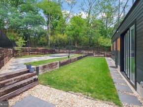 7404 Sportsman Drive, Falls Church VA 22043