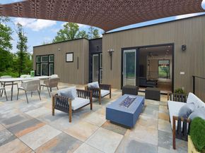 7404 Sportsman Drive, Falls Church VA 22043
