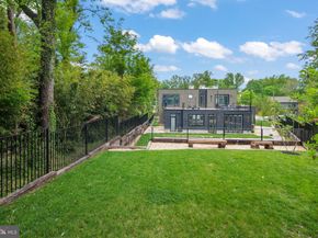7404 Sportsman Drive, Falls Church VA 22043