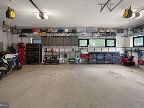 7404 Sportsman Drive, Falls Church VA 22043