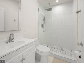 7404 Sportsman Drive, Falls Church VA 22043
