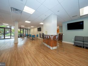 1420 Locust Street 7E, Philadelphia PA 19102