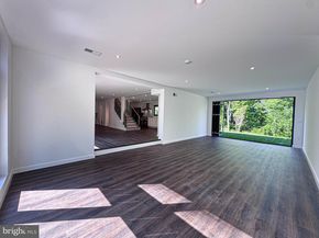 7405 Sportsman Drive, Falls Church VA 22043