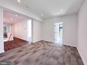 7405 Sportsman Drive, Falls Church VA 22043